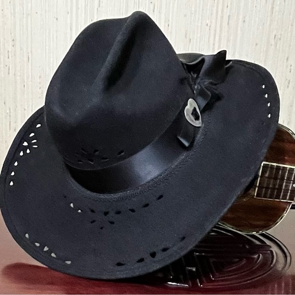 Black Nancy Hughes Cowgirl hat - Picture 2 of 5